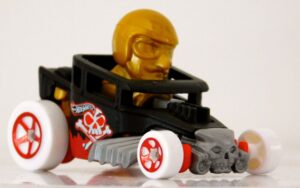 Hot Wheels Skull Shaker - (FYF20) - Image 2
