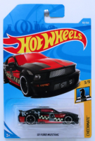 Hot Wheels - '07 Ford Mustang (FJX57) - Black Knight Checkmate