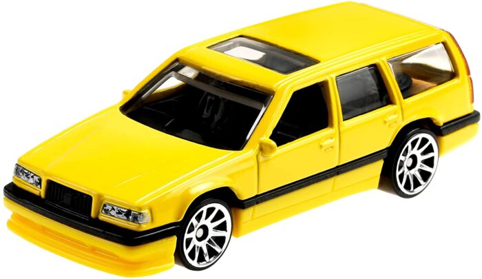 [Imported] Hot Wheels Volvo 850 Estate - (HCM41) Yellow - Image 2