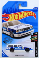 Hot Wheels - Volvo 850 Estate (GHB52) - White