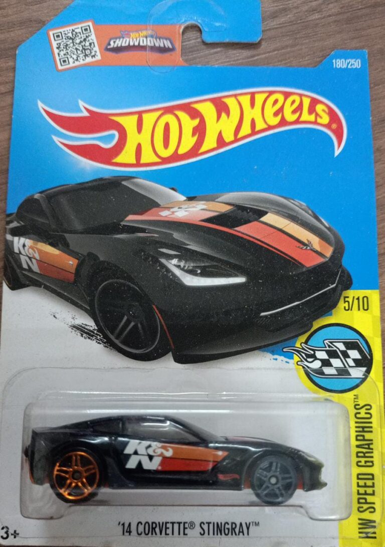 Hot Wheels Corvette Stingray 14 (DHR76) – Crazy 4 Diecasts