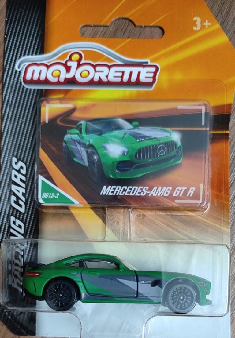 Majorette Racing Cars – Mercedes AMG GT R – Crazy 4 Diecasts