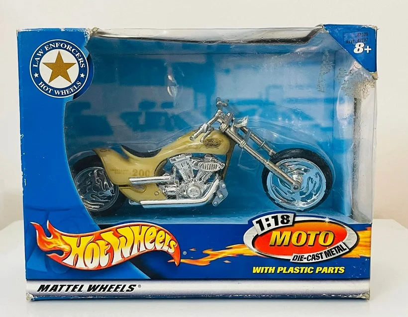 Hot Wheels 1 18 Diecast Moto Law Enforcers Bike. Crazy 4 Diecasts