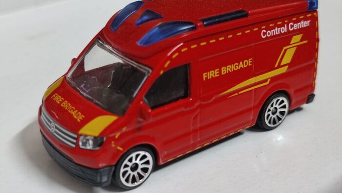 Volkswagen Crafter - Majorette SOS Cars (Uncarded) - Image 1