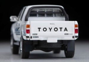 [Japan import] Tomica Limited Vintage Neo - 1/64 LV-N256b Toyota Hilux 4WD Pickup Double Cab SSR White 91 - Image 2