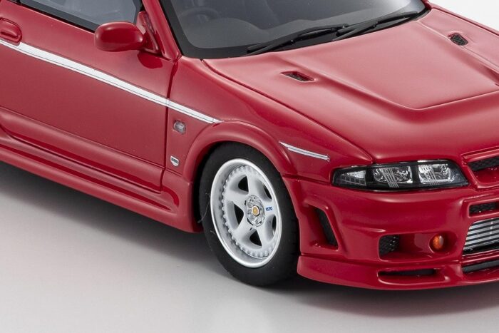 Kyosho Original Nissan Skyline GT-R Nismo 400R (R33) 1:43 Scale - Image 4