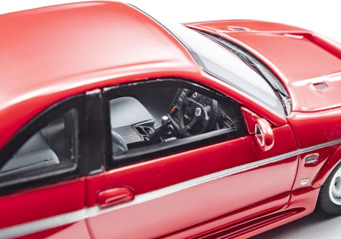 Kyosho Original Nissan Skyline GT-R Nismo 400R (R33) 1:43 Scale - Image 9