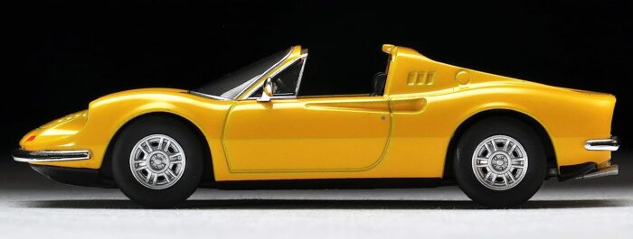 Tomica Limited Vintage 1/64 Ferrari Dino 246 GTS Yellow - Image 4