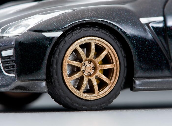 TLV-N266b - 2022 Nissan GT-R Premium Edition T-spec (Midnight Purple) - Image 5