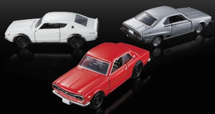 Tomica Premium Set: Nissan Skyline 3 Models Collection [Imported]. - Image 2