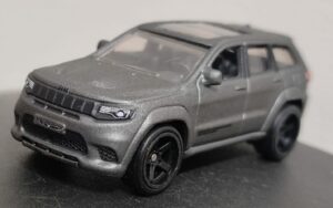 Hot Wheels - Jeep Grand Cherokee Trackhawk (Uncarded - Mint).