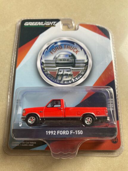 Greenlight - 1992 Ford F-150 Red - 75th Anniversary of Ford Trucks Edition