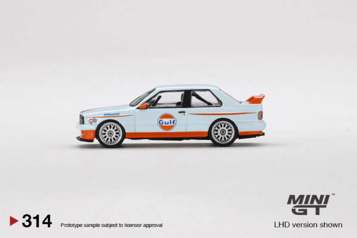 MINI GT - BMW M3 (E30) Gulf (LHD) U.S. Limited - MiJo Exclusive - Image 4