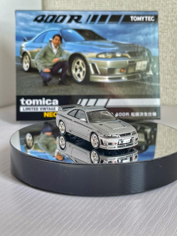 Tomica Limited Vintage NEO 1/64 Nismo 400R Nissan Skyline R33 - Silver - Image 5