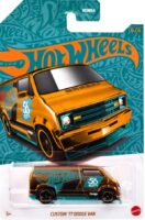 Hot Wheels - Custom 77 Dodge Van (HVX09) [Chase Car].