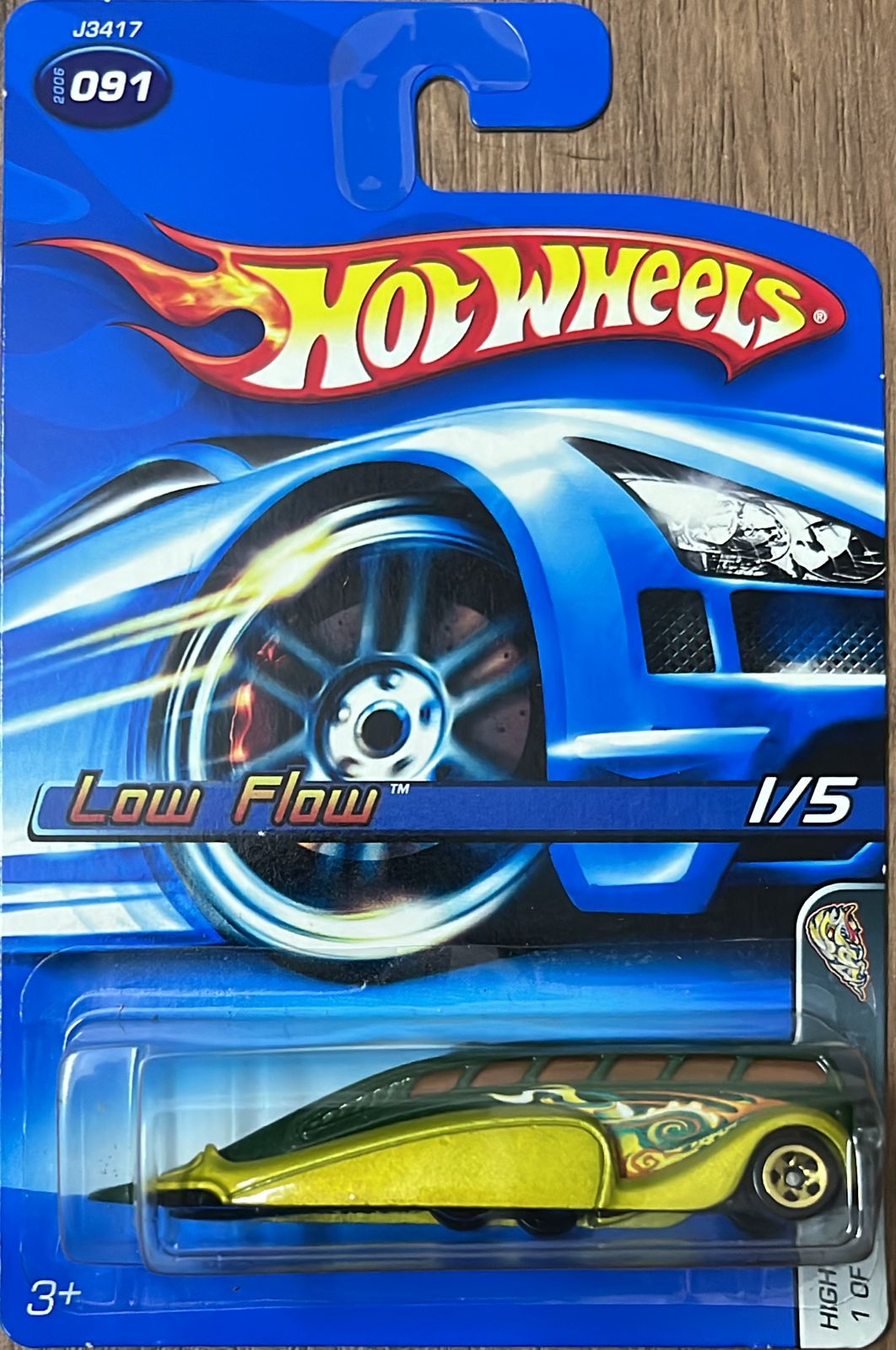 WhatsApp Image 2024-11-24 at 00.48.56 Hot Wheels - Low Flow Bus (J3417). - Image 1