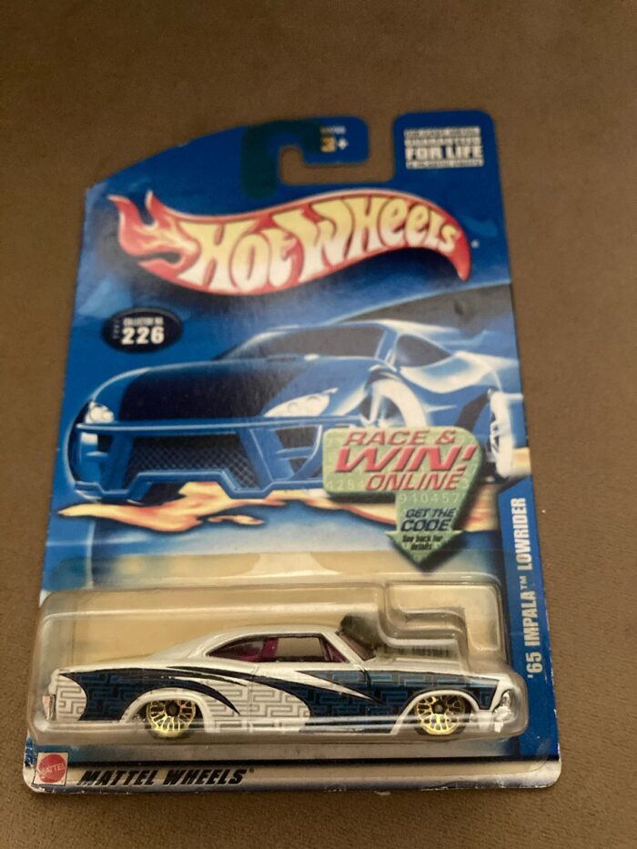 Hot Wheels - Chevrolet Impala 65 Lowrider (53755). - Image 2