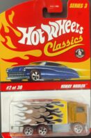 Hot Wheels Classics - Hiway Hauler (L0730) Golden.