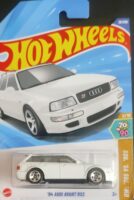 Hot Wheels - 94' Audi Avant RS2 (HYX60) [Imported].