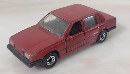Matchbox - Volvo 760 (Used).