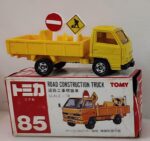 Tomica (Made In Japan) - Isuzu ELF Road Construction Truck.