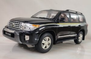 Toyota Land Cruiser 200 1:18 Scale Model.