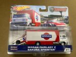 Hot Wheels Team Transport #11 - Nissan Fairlady Z - Sakura Sprinter - FYT14 (Imported)