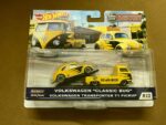 Hot Wheels Team Transport #22 - Volkswagen Classic Bug - Volkswagen Transporter T1 Pickup - GJT42