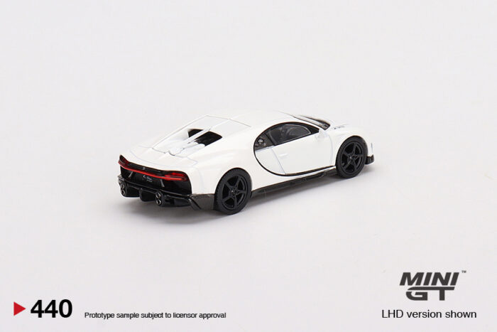MINI GT - Bugatti Chiron Super Sport - White - Image 3