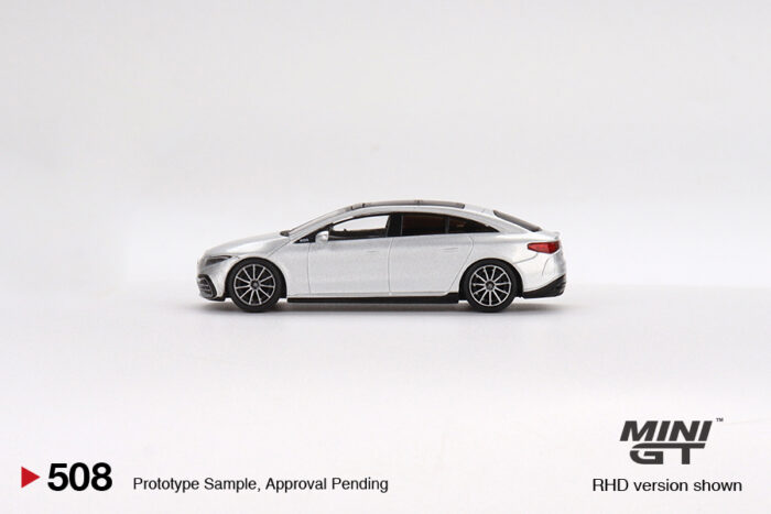 MINI GT - Mercedes-Benz EQS 580 4MATIC - Silver Metallic - Image 3