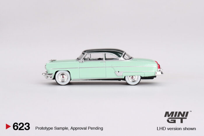 MINI GT - Lincoln Capri Hot Rod 1954 - Parklane Green / Bloomfield Green - Unsealed Mint Condition - Image 3