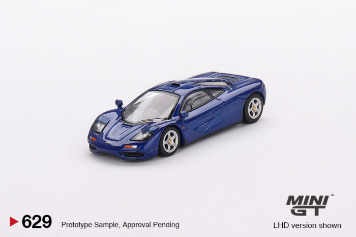 MINI GT - McLaren F1 - Cobalt Blue - Image 2