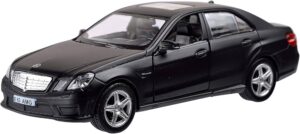 RMZ City - Mercedes Benz E 63 AMG (1:43) Bad Box. - Image 2