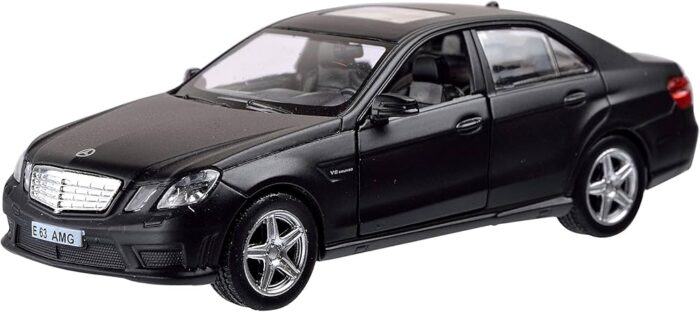 RMZ City - Mercedes Benz E 63 AMG (1:43) Bad Box. - Image 2