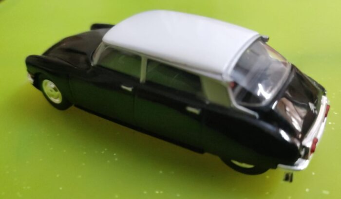 Del Prado 1:43 - 1964 Citroen DS19 (Opened). - Image 2