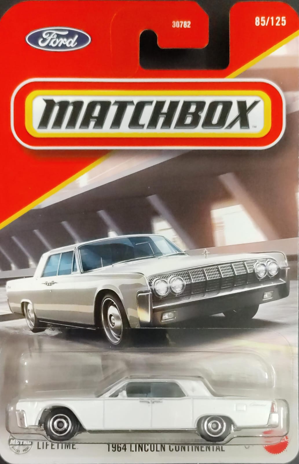 WhatsApp Image 2026-02-18 at 20.02.40 Matchbox - Lincon Continental 1964 (JBP16). - Image 1