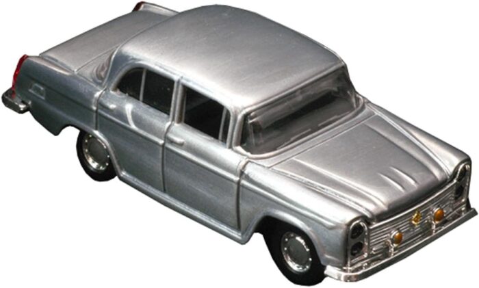 Tomica Limited Vintage - Nissan Cedric (LV 100). - Image 2