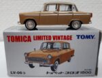 Tomica Limited Vintage - Toyopet Corona 1500 (LV-06b).