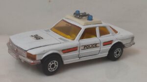 Matchbox Lesney 1:43 - Mercedes SLC 350.