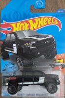 Hot Wheels - '19 Chevy Silverado Trail Boss LT (GHF49) [US Card - Blister Cracked].
