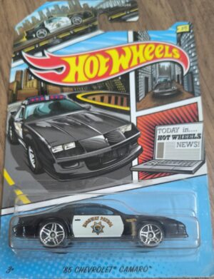 Hot Wheels Police Themed - 5 Cars Set (GDG44). - Image 2