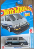 Hot Wheels - Toyota Van 1986 (HCX37) [US Card].