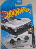 Hot Wheels - Corvette Stingray 64 (GTB88) [US Card].