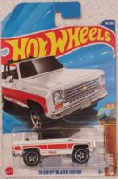 Hot Wheels Mainline - 75 Chevy Blazer Custom - HYY01 - White