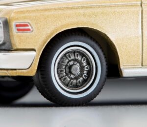 Tomica Limited Vintage LV-192b Toyota Crown Hardtop Super Deluxe 1970 Yellow Metallic - Image 6