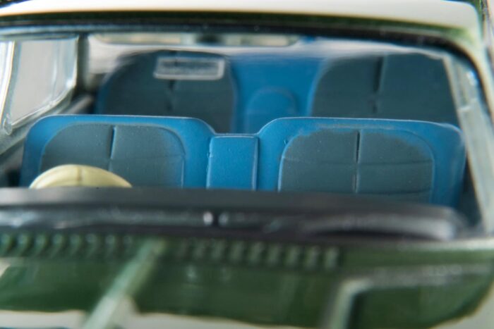 Tomica Limited Vintage LV-42d Mitsubishi Devonaire Green - Image 6