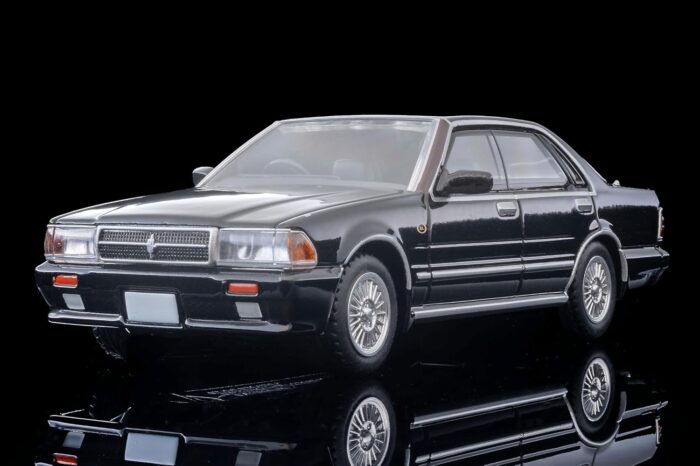 Tomica Limited Vintage Neo LV-N368a Nissan Cedric HT V20 Twin Cam Turbo Grand Turismo Black SV - Image 8