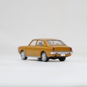 Tomica Limited Vintage LV-N14B Toyota Carina 1400 Dx Golden - Image 2