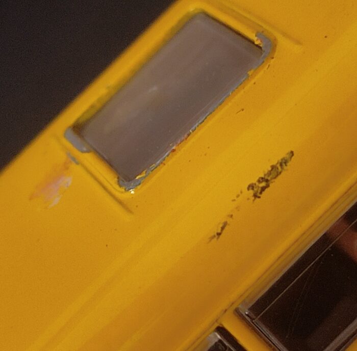 EFE 1:76 - Bedford SB Vega Coach. - Image 2